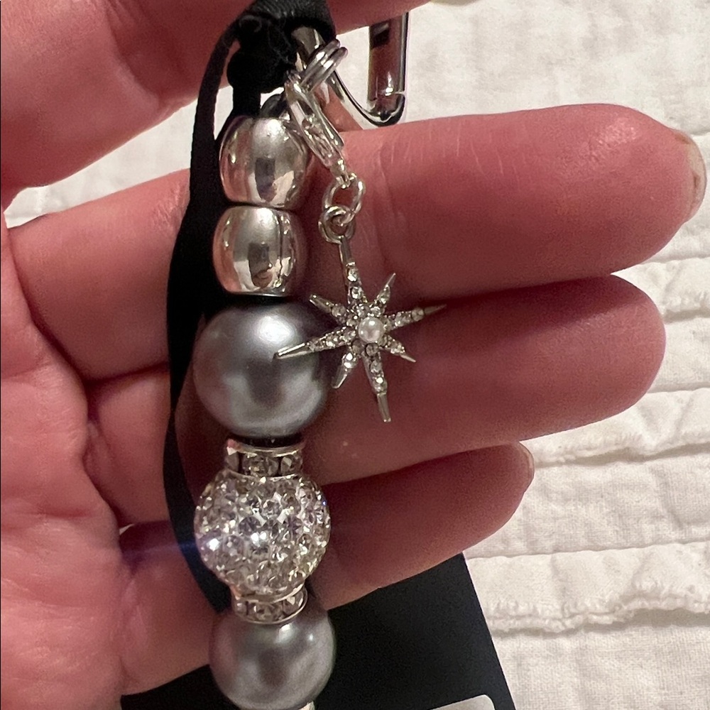 NWT LD Key finder Elegant shining Star Beaded Keychain - Picture 7 of 8